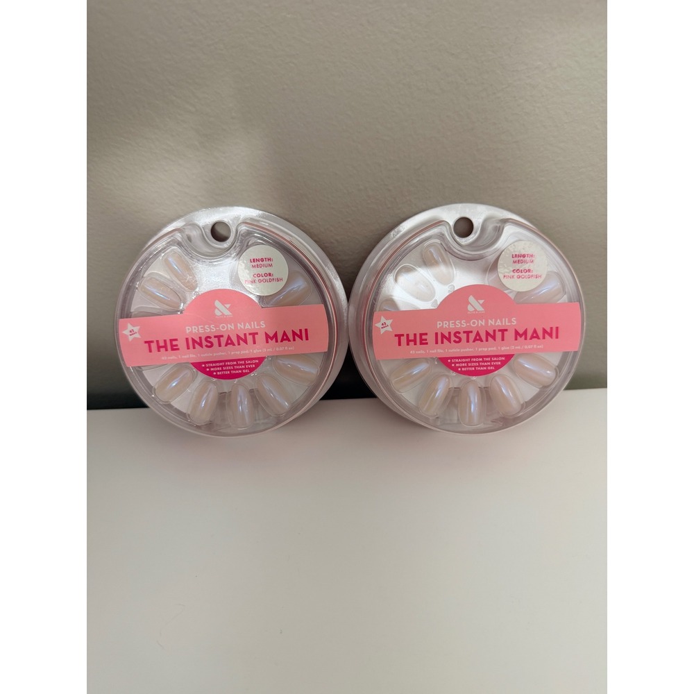 Olive & June Press-On Nails Womens OS Pink Goldfish Medium Oval 2pk NWT